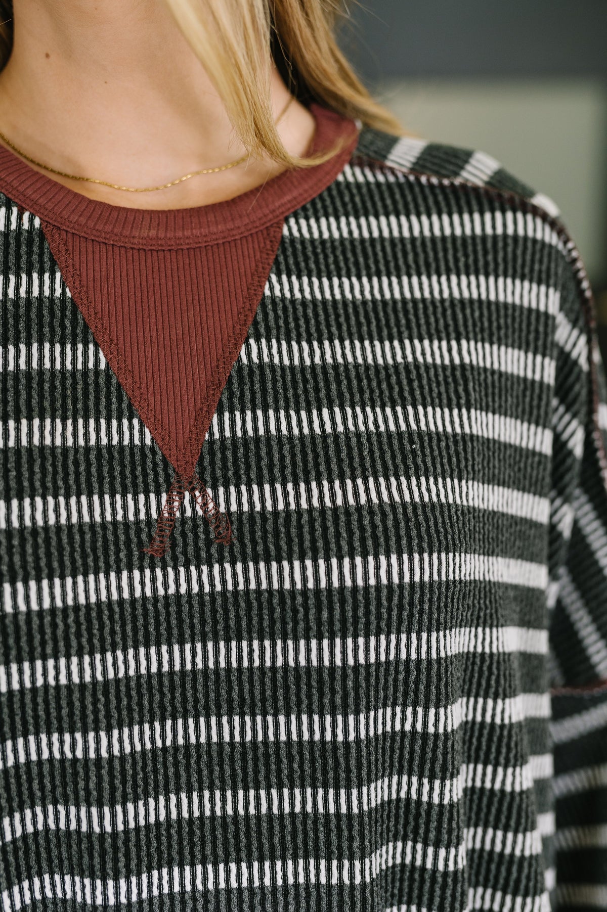 Exceptionally Cozy Contrast Relaxed Pullover